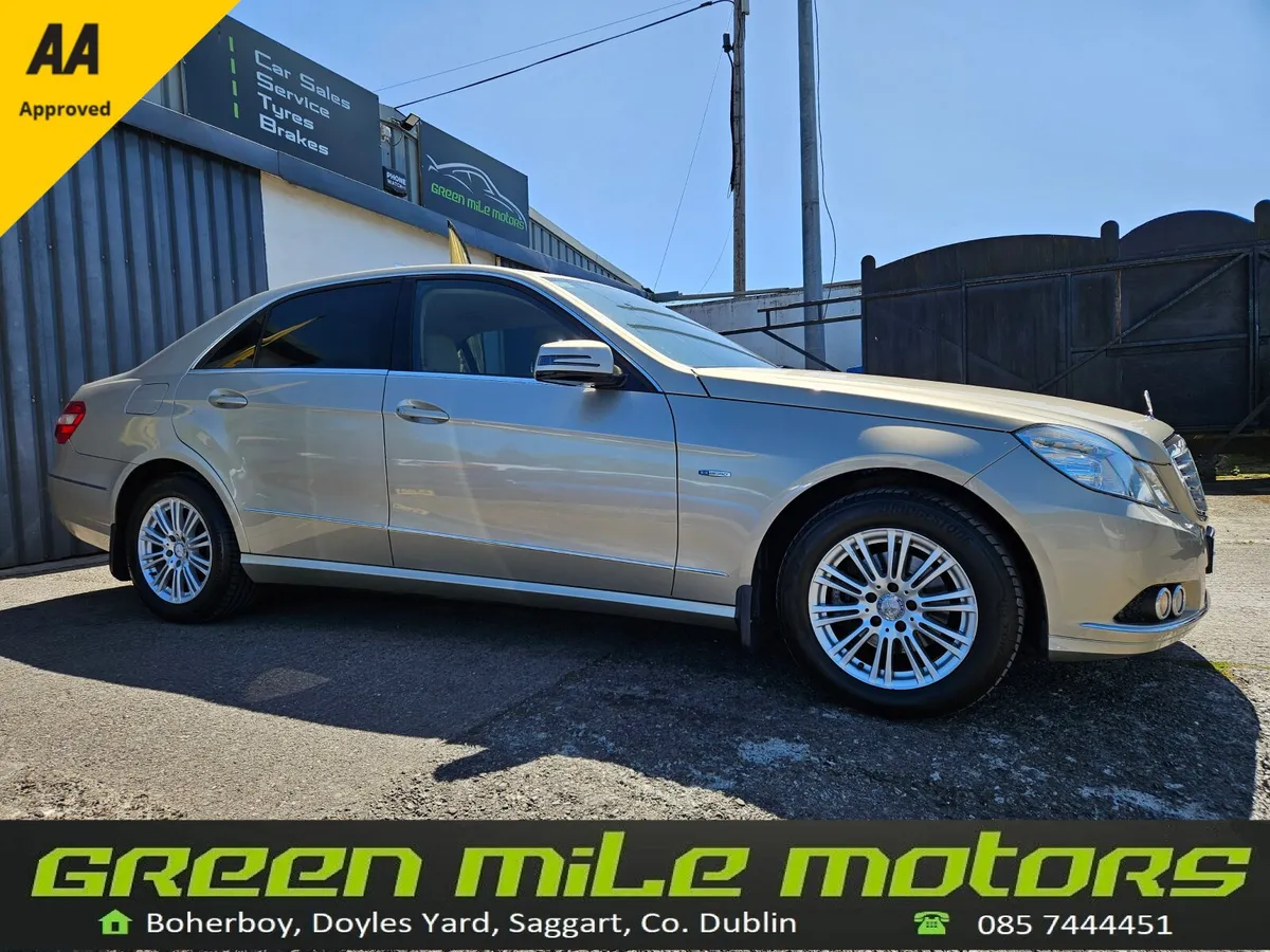 2010 MERCEDES BENZ E200 * ONLY 65K MILES*AUTOMATIC - Image 1