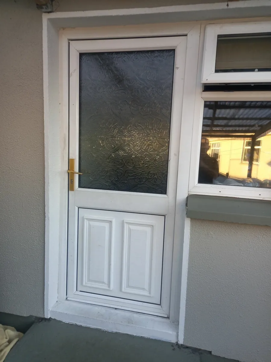 Free delivery windows and doors - Image 3