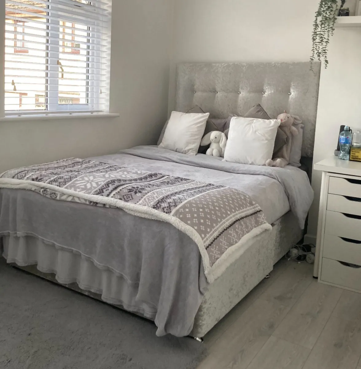 Dfi Double Bed - Image 2