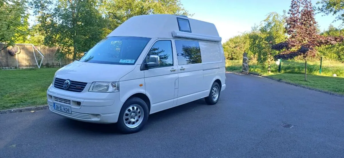 Campervan VWT5 - Image 1