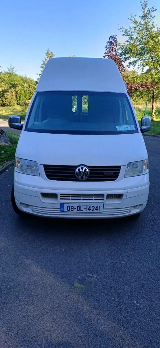 Campervan VWT5 - Image 2