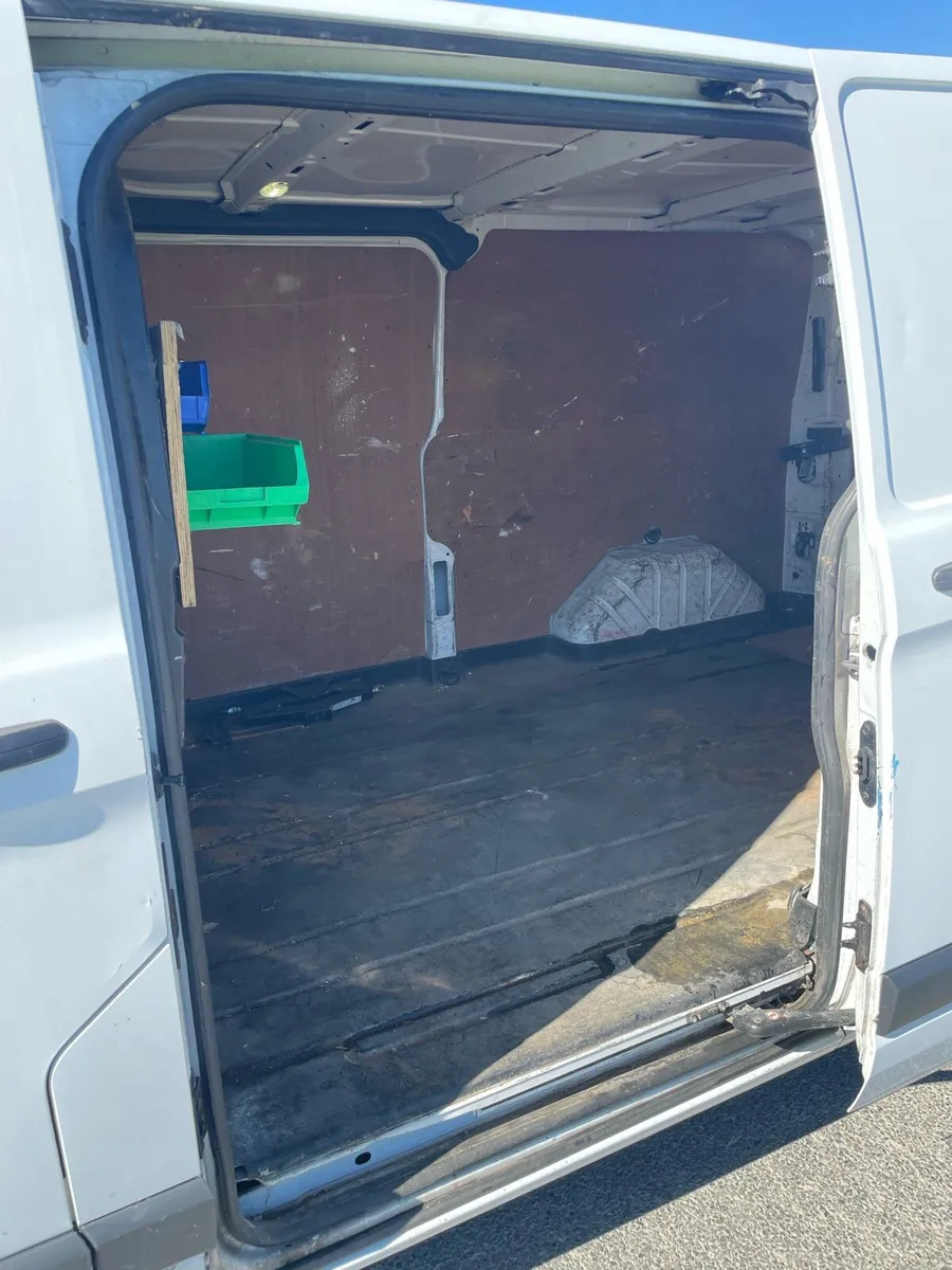 Ford Transit Custom Trend 2016 DOE 06/25 - Image 4