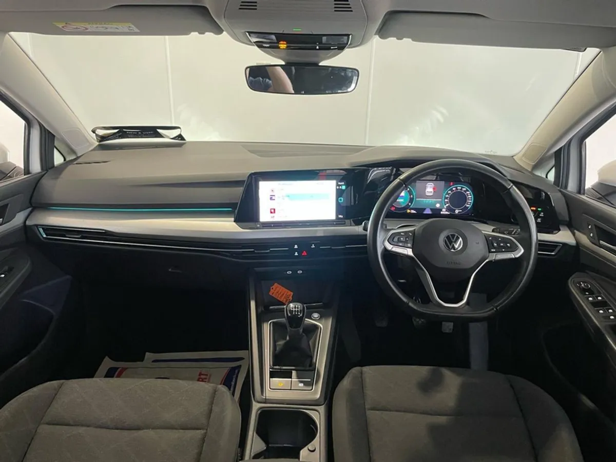 Volkswagen Golf SE 2.0 TDI 115HP 5DR - Image 3