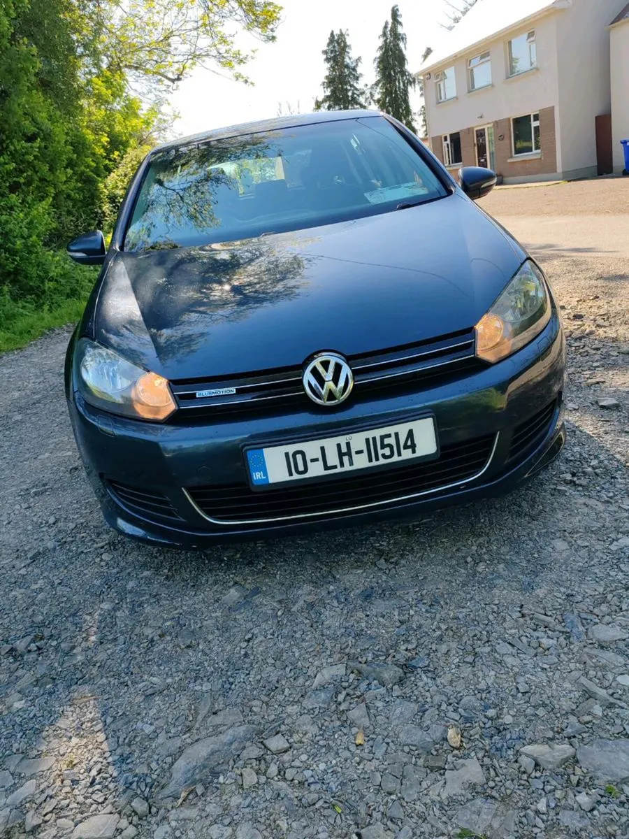 Volkswagen golf - Image 1