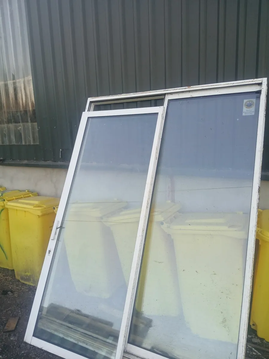 Sliding door