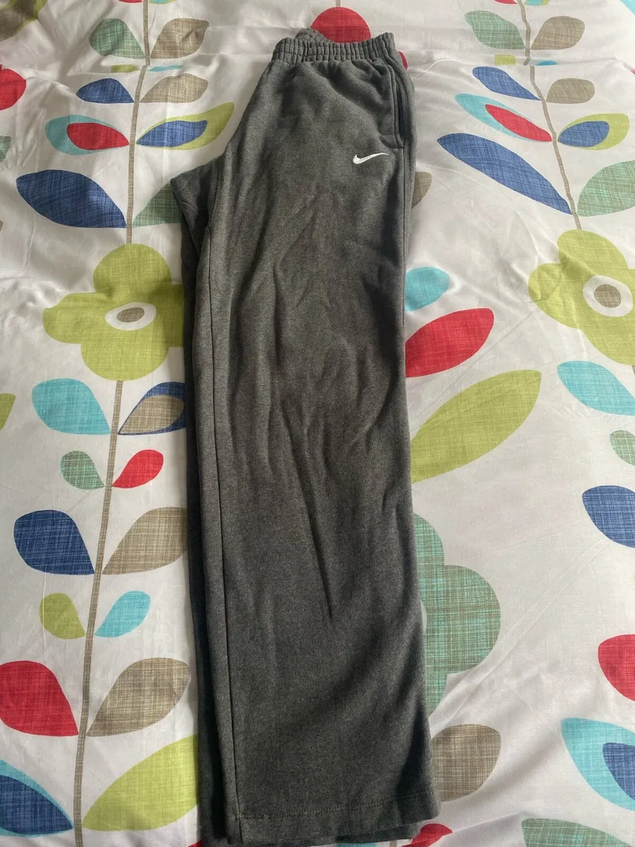 Nike Sweatpants - Image 3