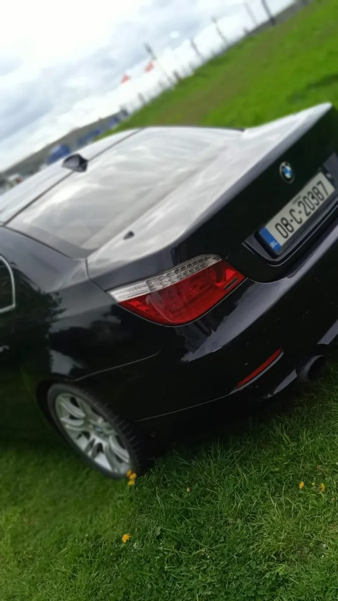 BMW 5-Series 2008 - Image 4