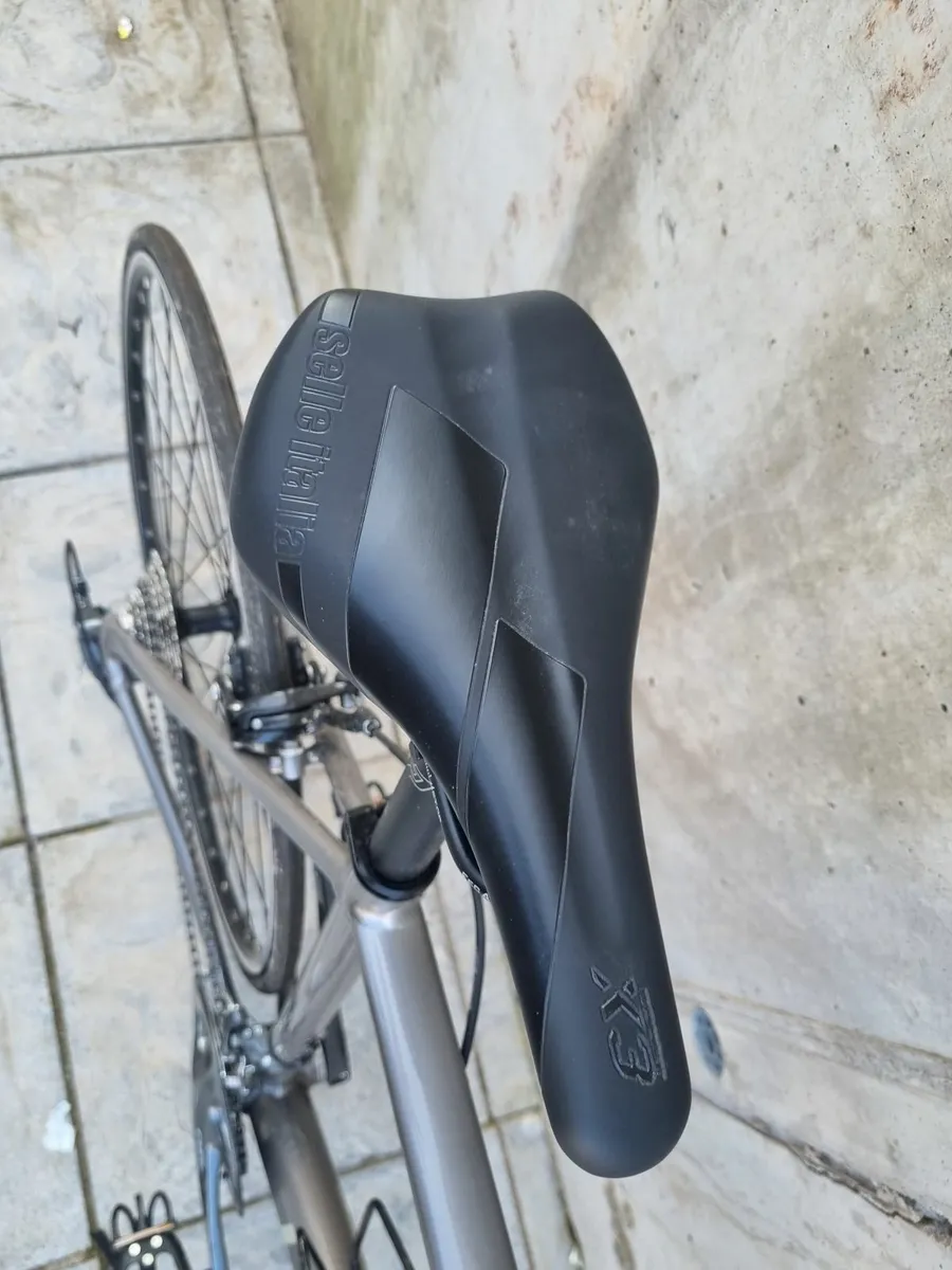 Racer bike - Image 2