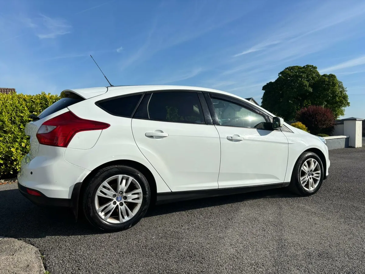 Ford focus taxed/tested - Image 3