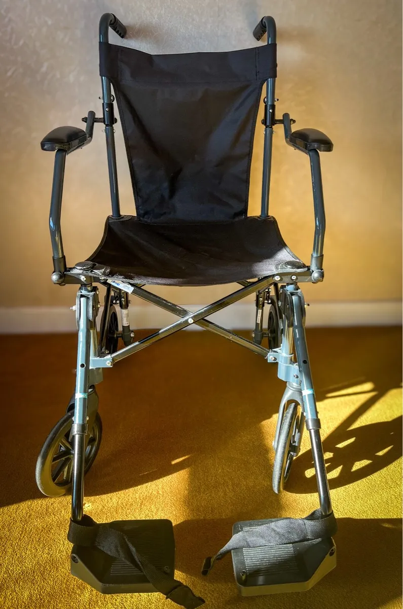 Travelite Wheelchair - Lightweight - Image 2