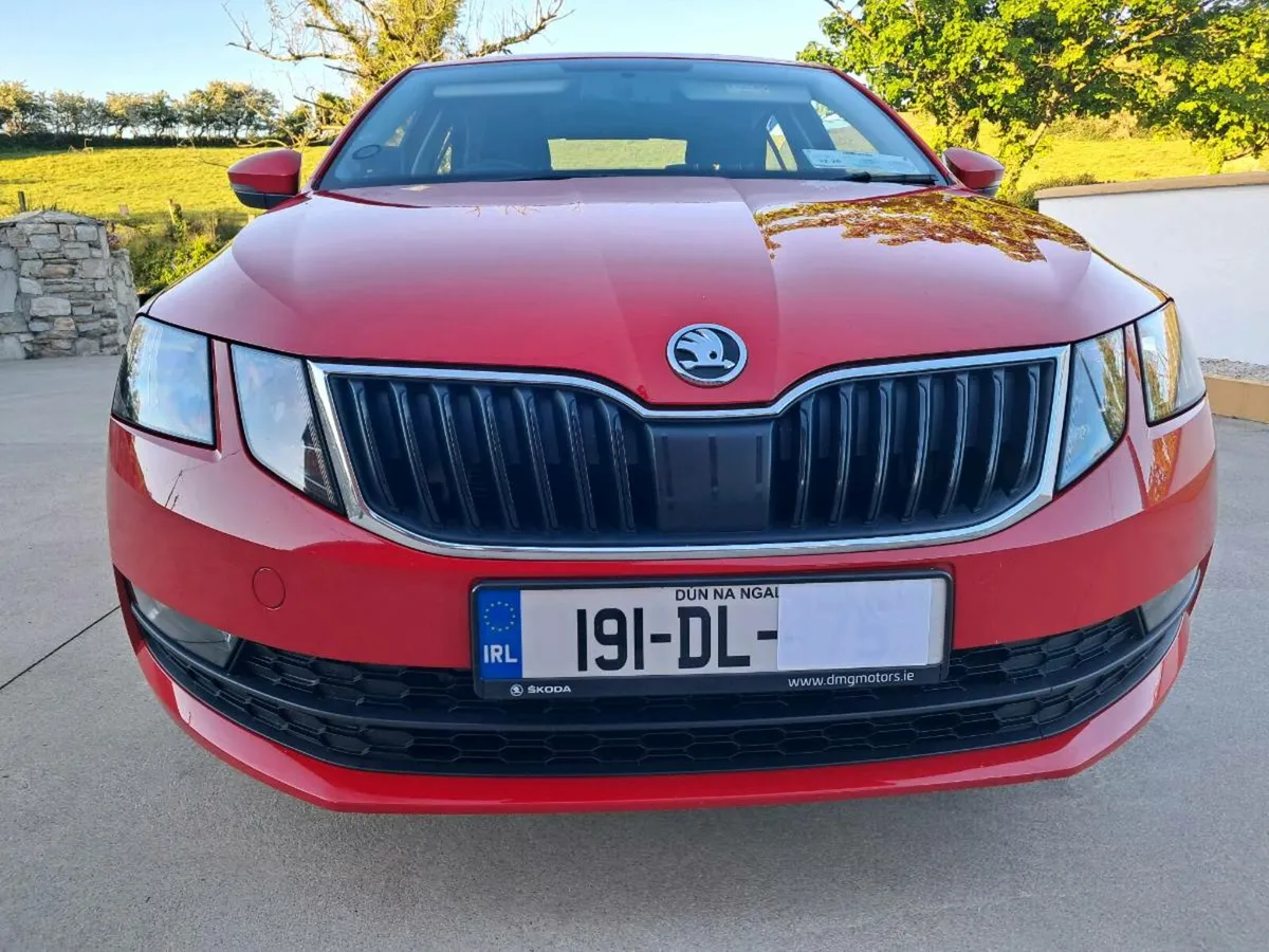 Car - Image 1