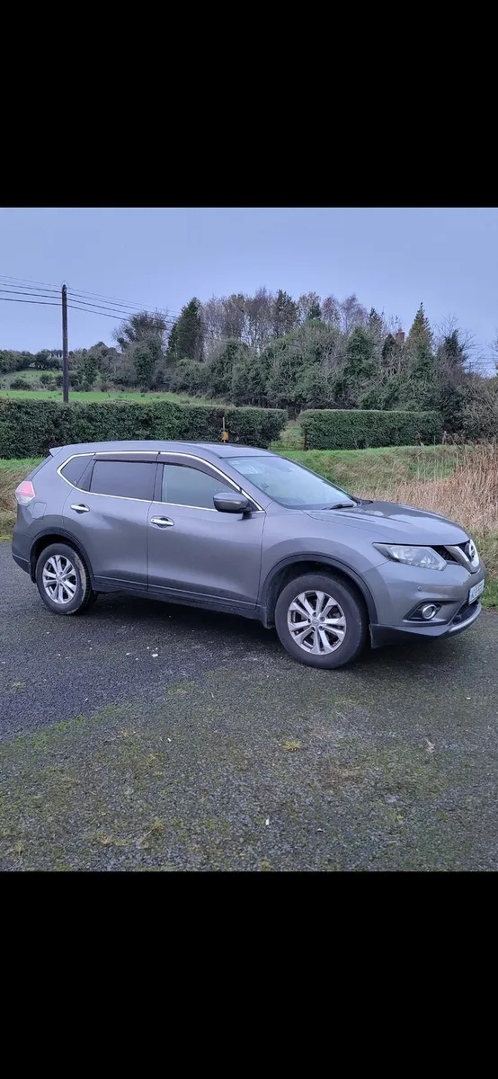 Nissan Xtrail ( Low miles Tax and Nct 7 seater ) - Image 4
