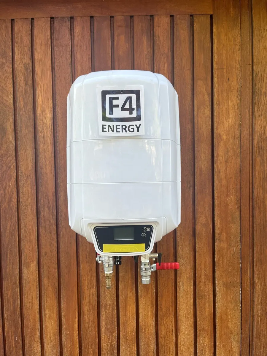 Solar PV Panel Water heater - Image 1