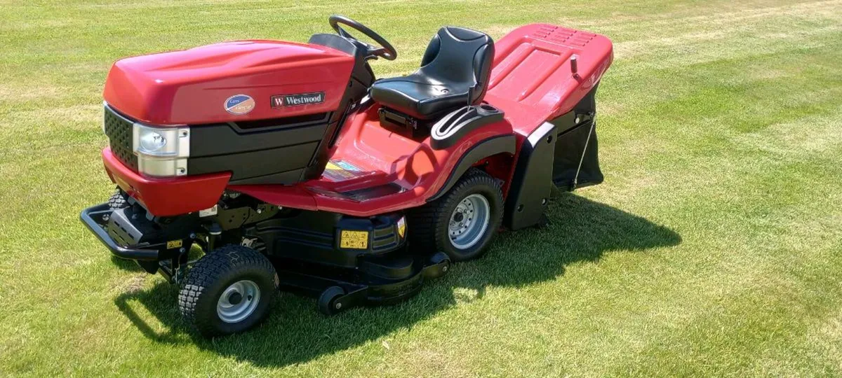 Countax/Westwood T80 Ride on Mower - Image 2