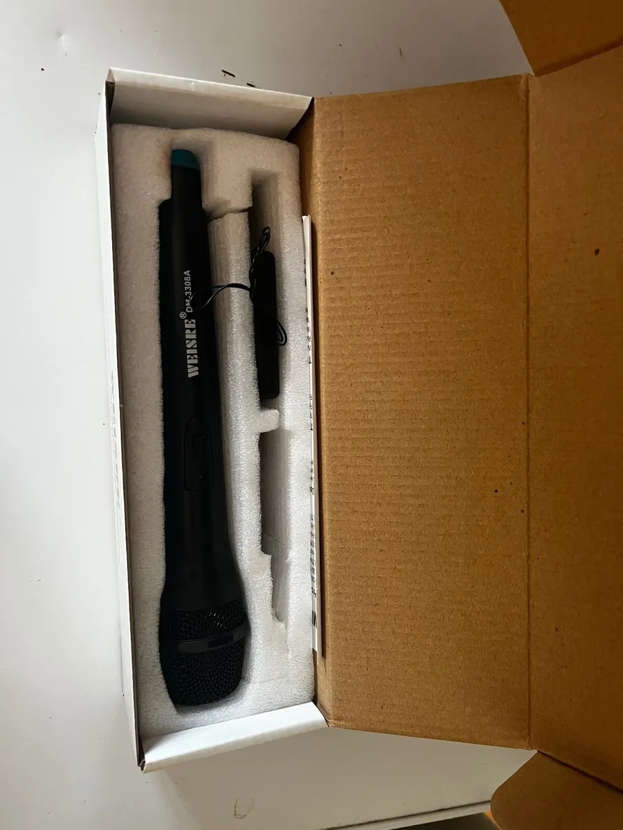Wireless microphone - Image 1