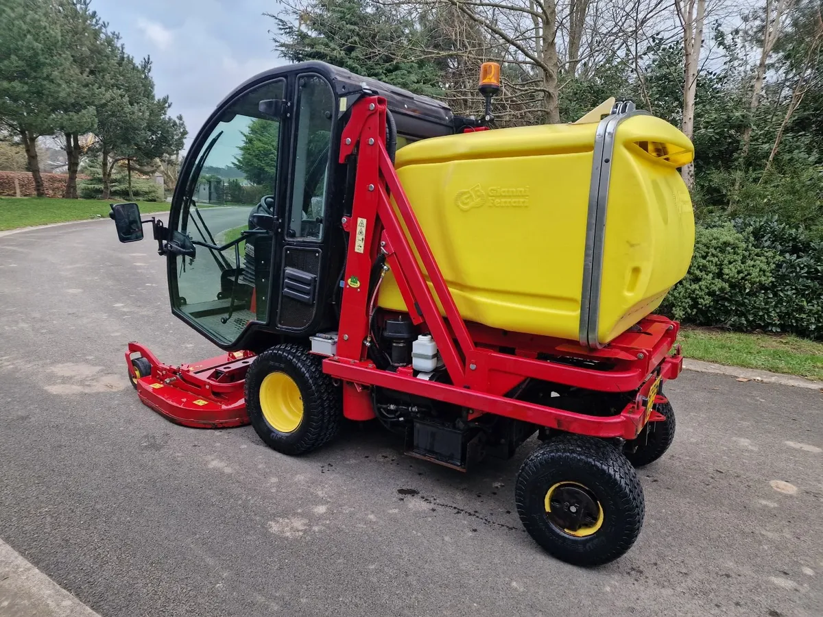 Gianni Ferrari Cruiser ride on mower lawnmower - Image 1