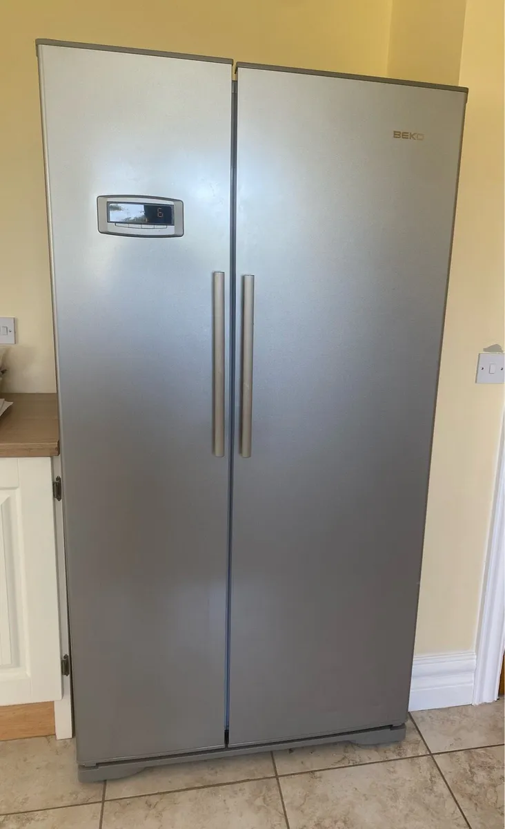 Beko Fridge Freezer - Image 1