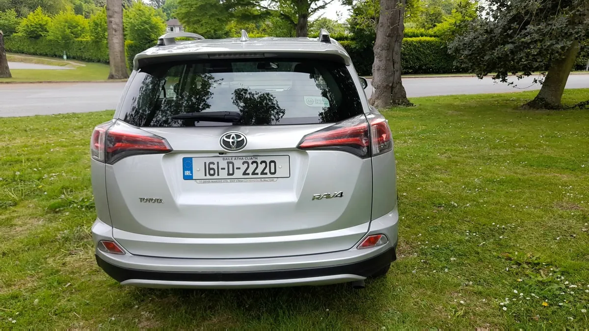 Toyota RAV4 2016 - Image 2