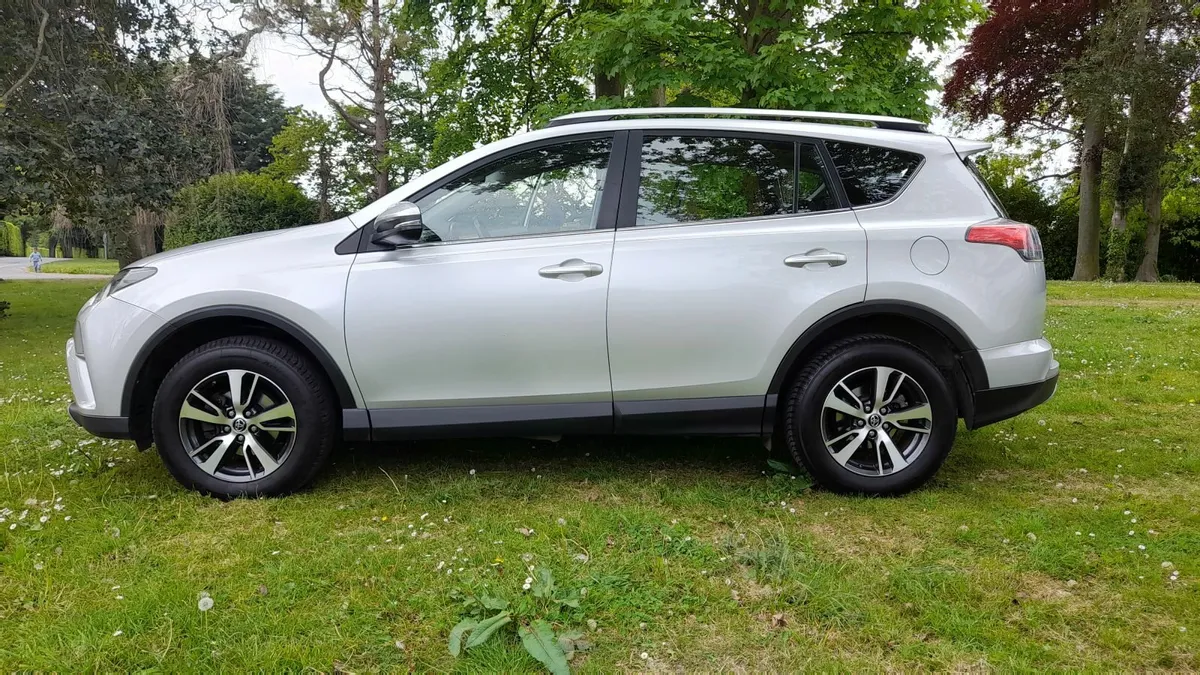 Toyota RAV4 2016 - Image 4