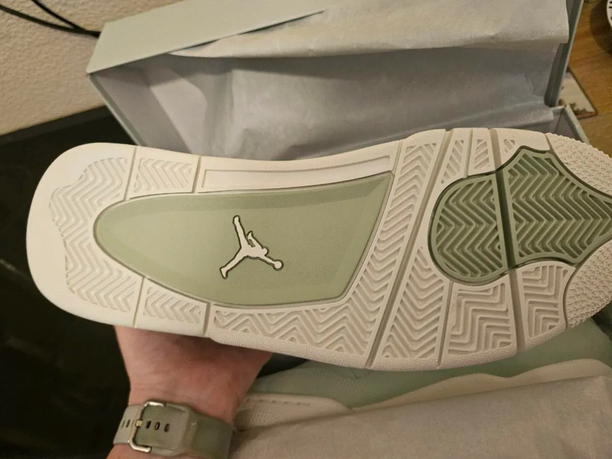 Air 4 Jordans - Image 1