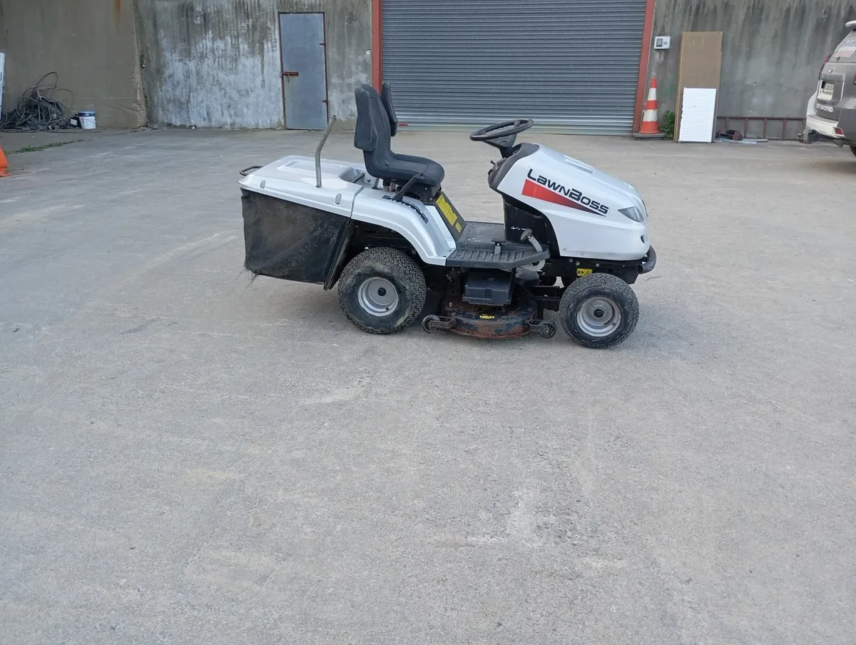 Lawnmower - Image 4