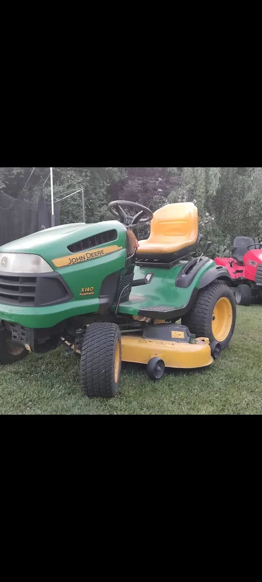 John Deere x140 - Image 1