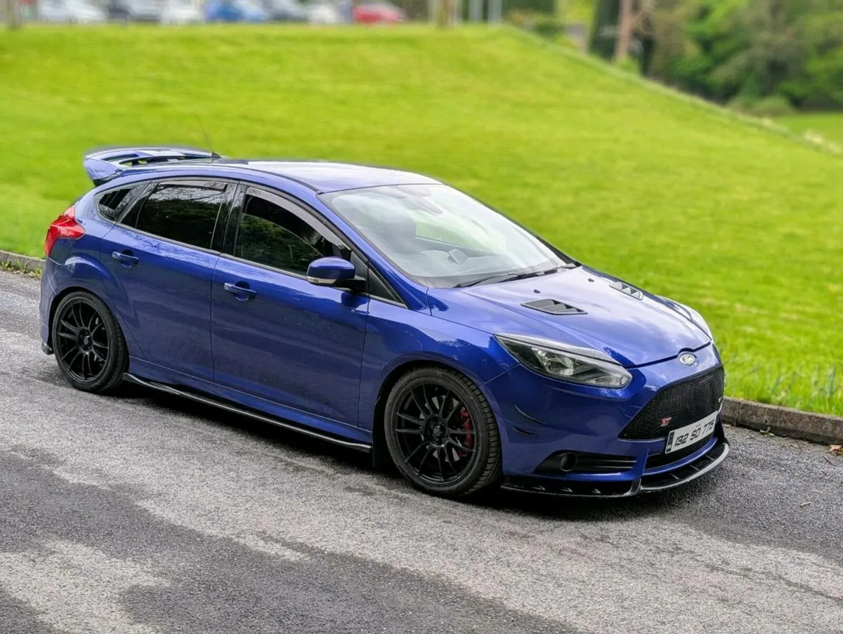 * 2013 FORD FOCUS ST 250 ST2 BIG SPEC 2.0 TURBO * - Image 2