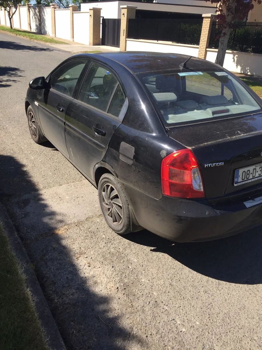 Hyundai Accent Automatic - Image 2