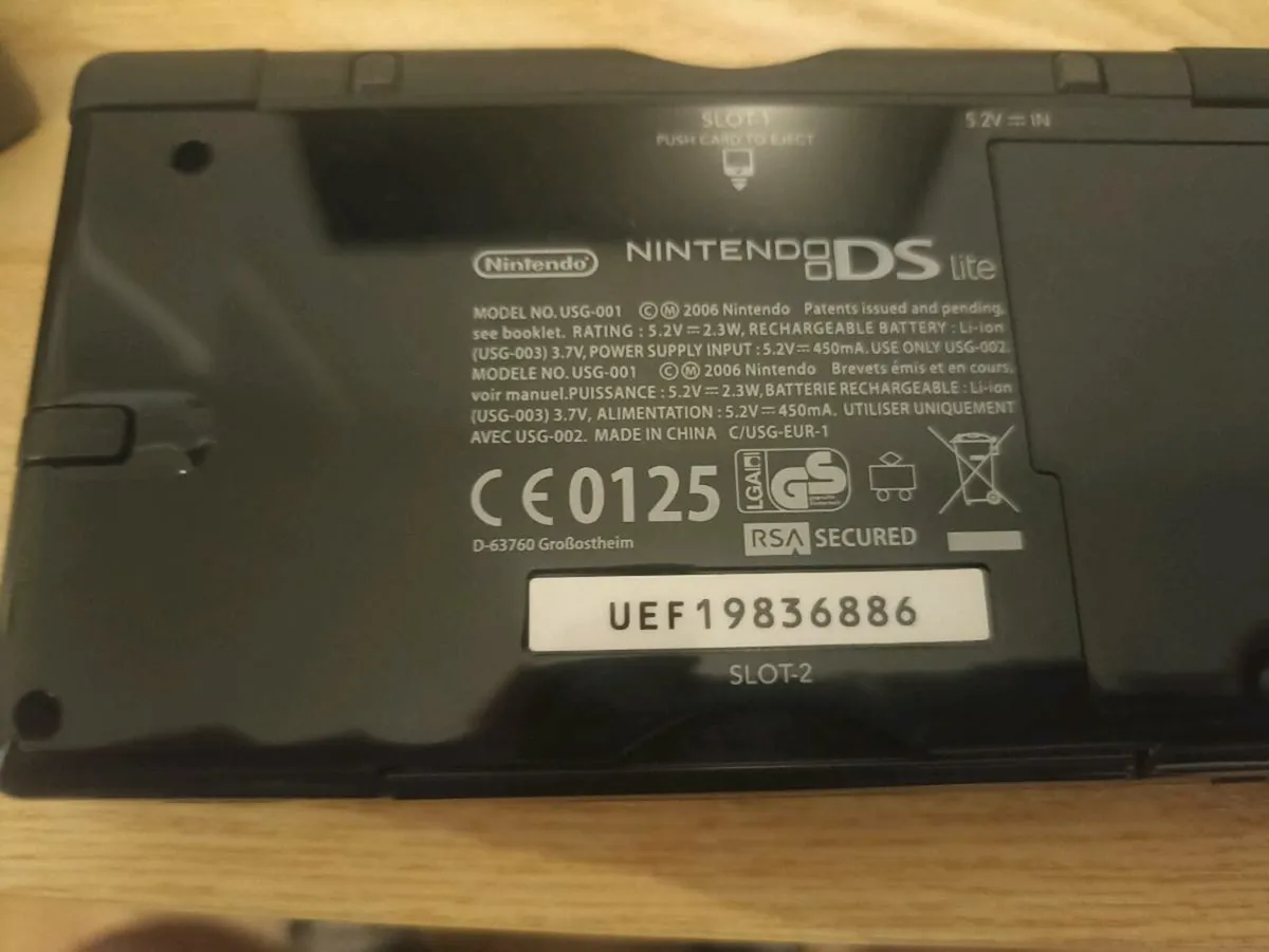 Nintendo ds light - Image 3