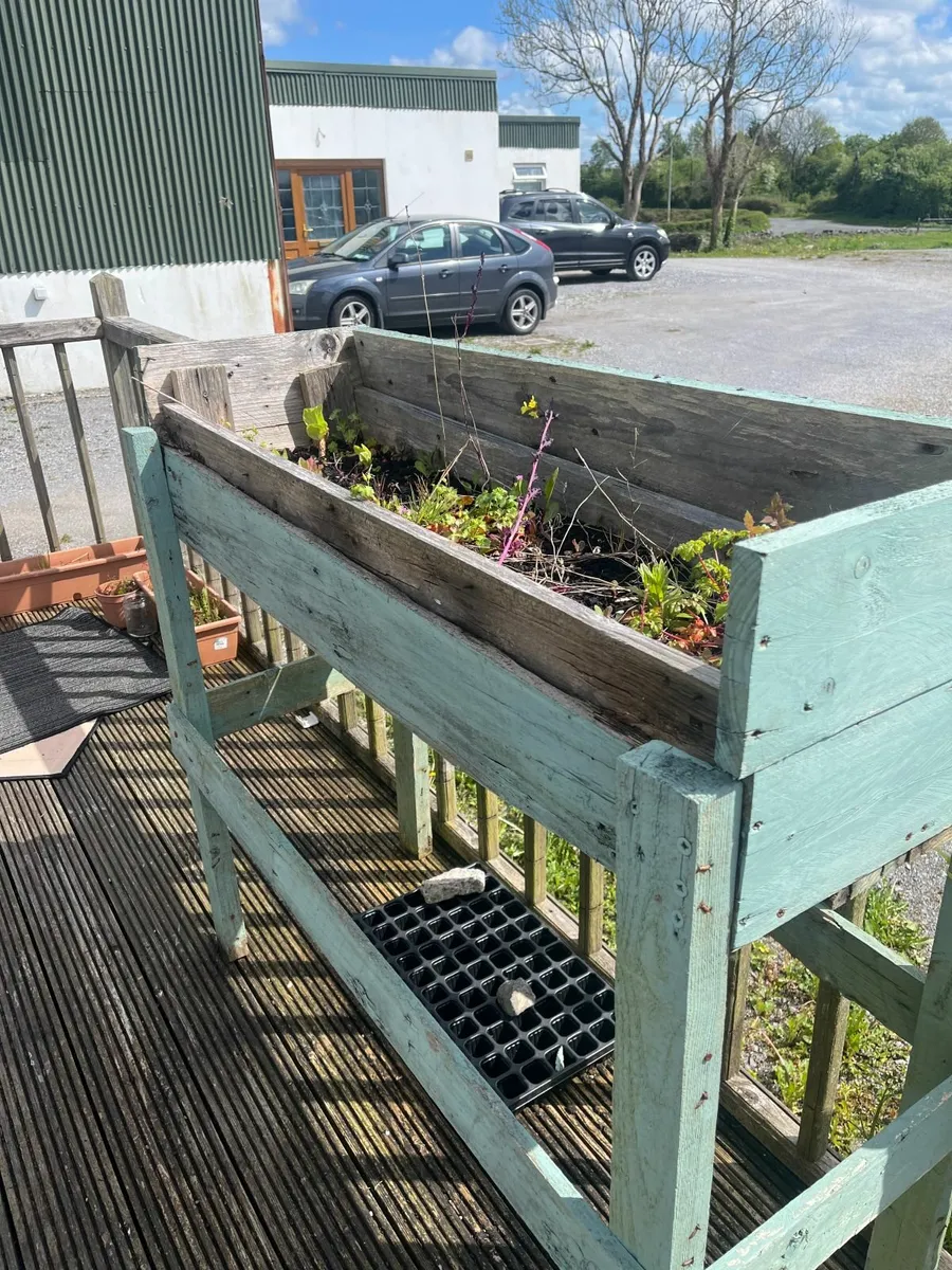 x4 Raised Beds FOR FREE - Just collection required - Image 4