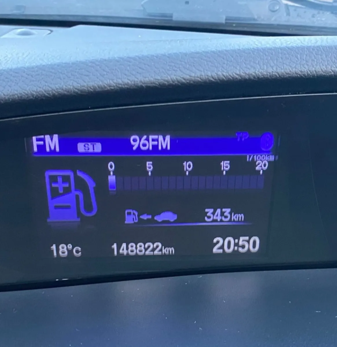 Honda Civic 2016  1.4 I VTEC SPORT MODEL 5 DR - Image 2