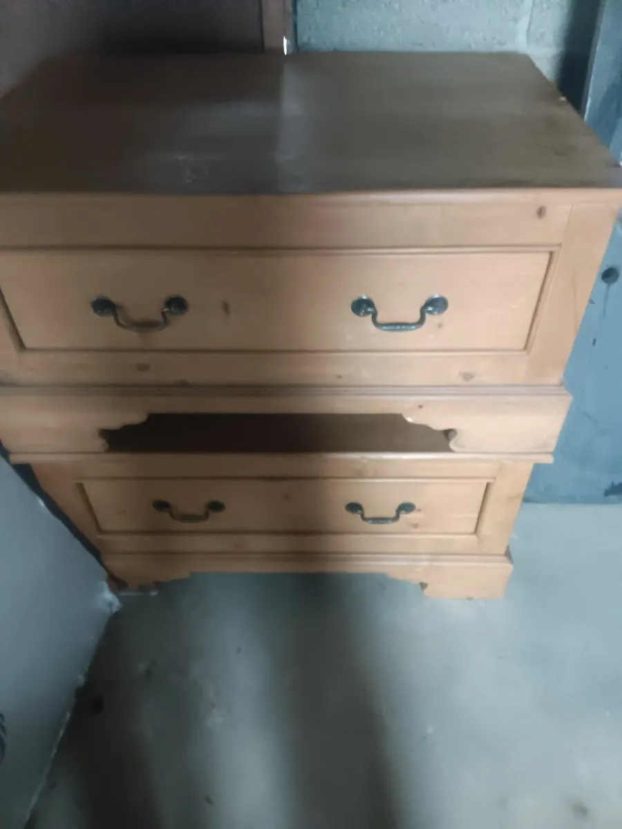Wax pine wardrobe - Image 2