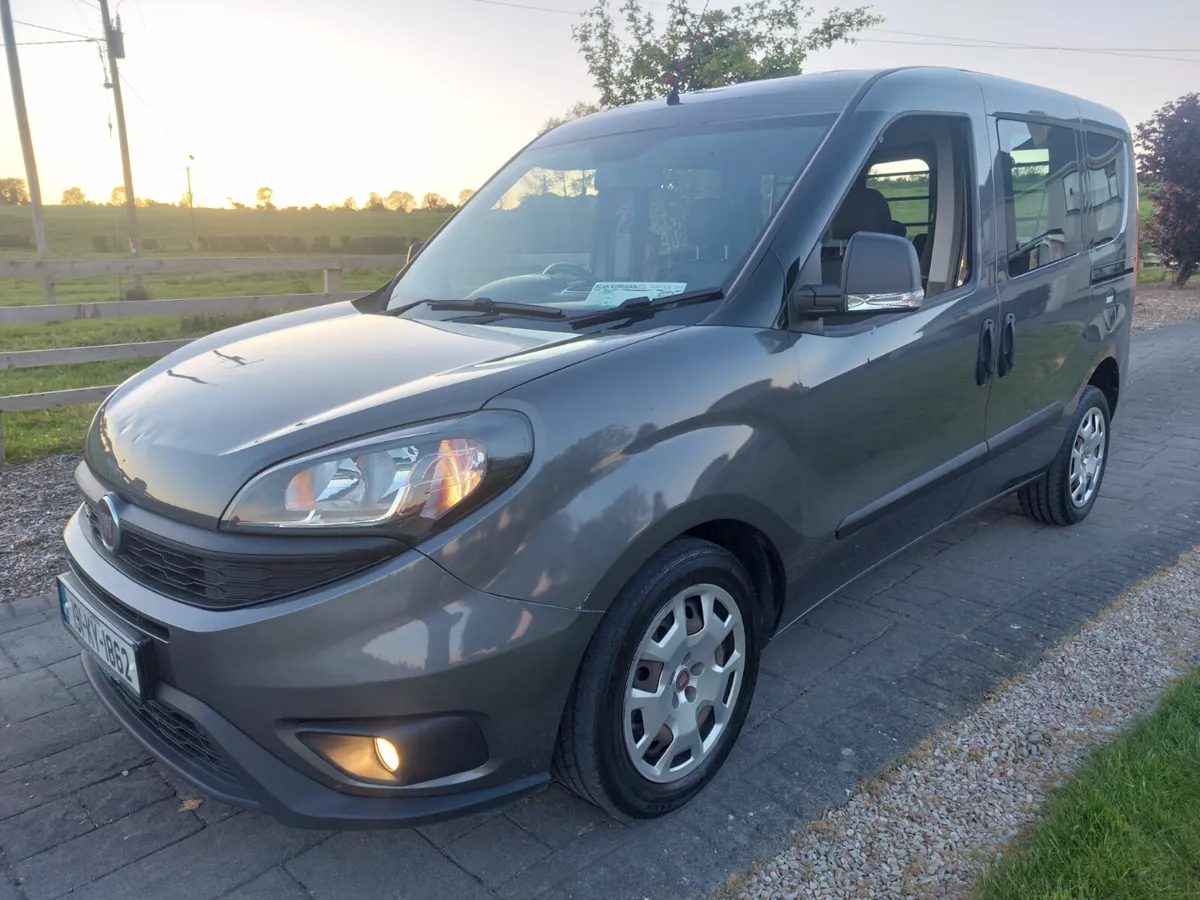 FIAT DOBLO 2019' 5 SEATER COMMERICAL - Image 2