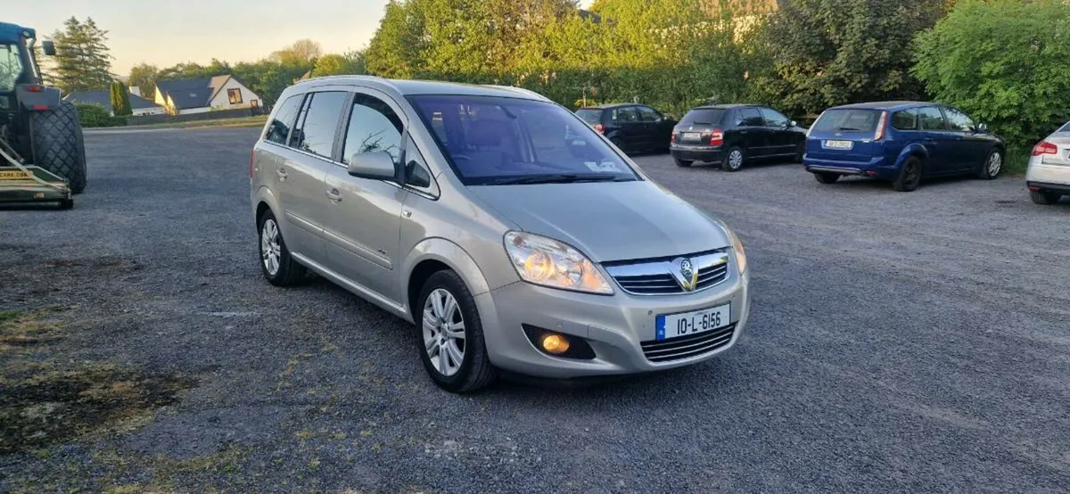 Vauxhall zafira 1.7cdti elite eco flex 2010 - Image 2