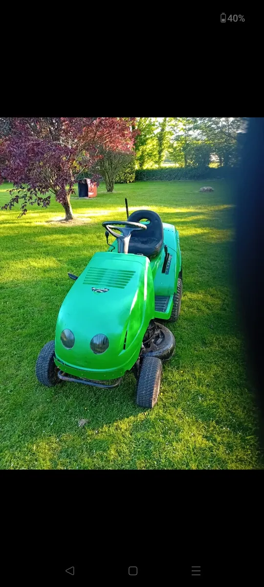 Ride on mower - Image 1