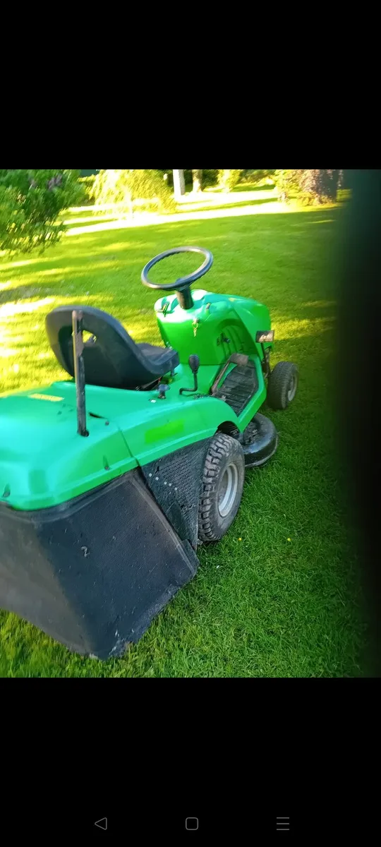 Ride on mower - Image 2