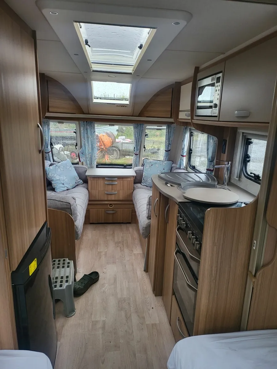 BEST VALUE 2019 CARAVAN READY TO USE TODAY - Image 4