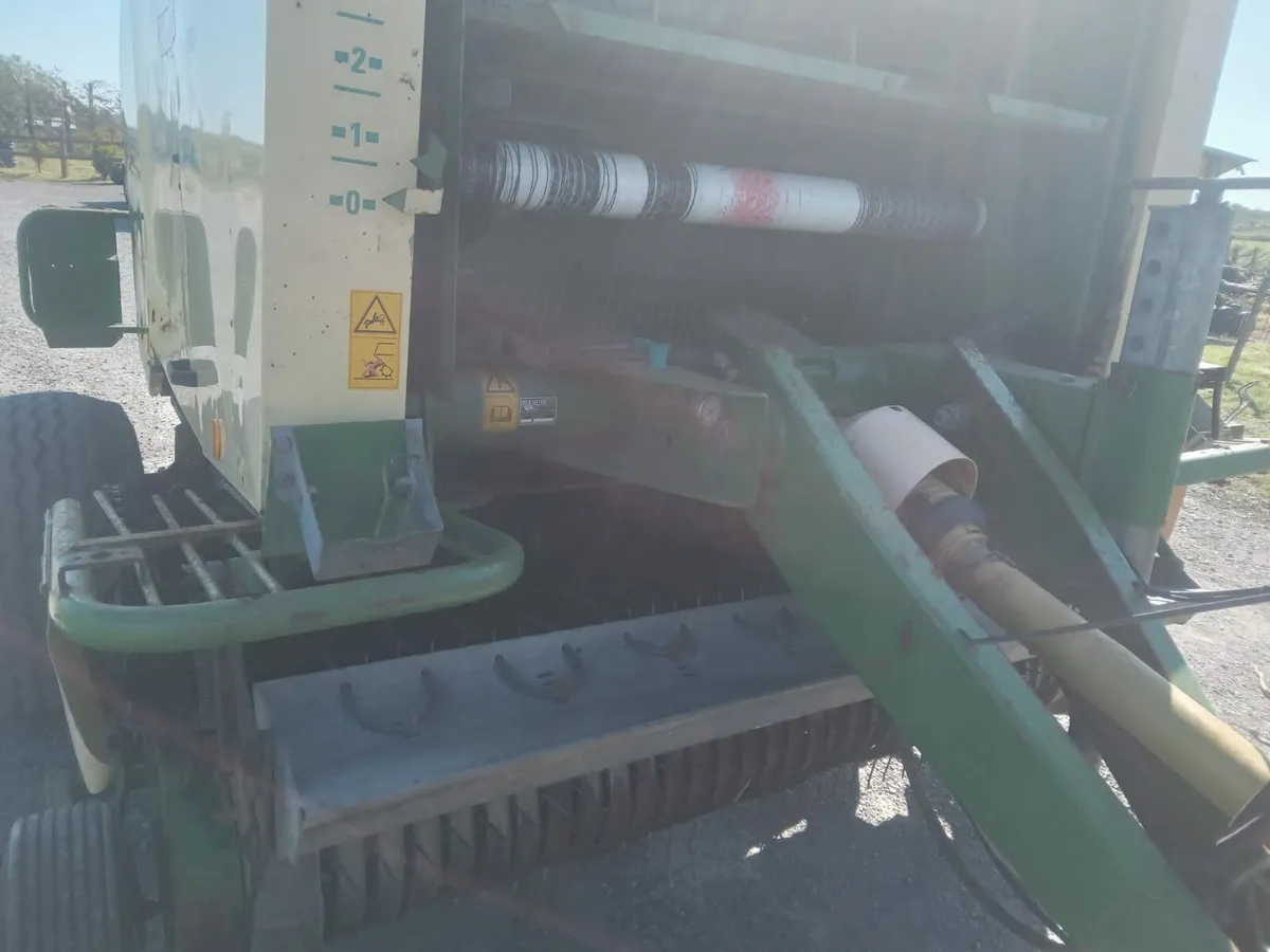 Krone 1250 baler - Image 4