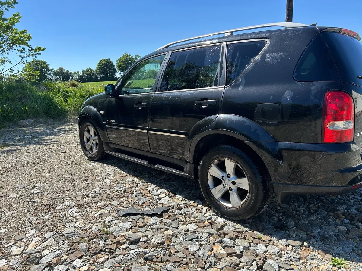Ssangyong Rexton - Image 3