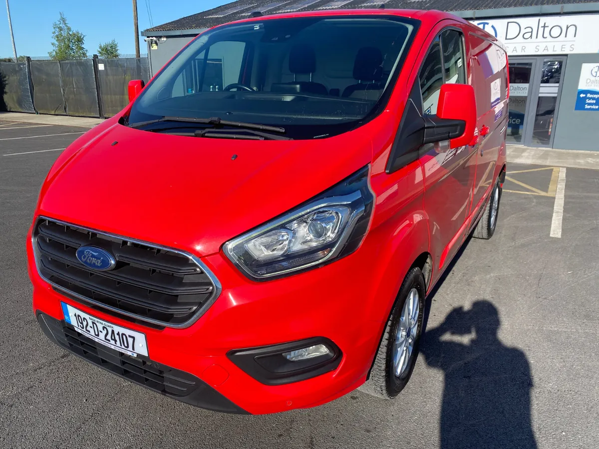 FORD TRANSIT CUSTOM LIMITED SWB 2019 (192) - Image 1