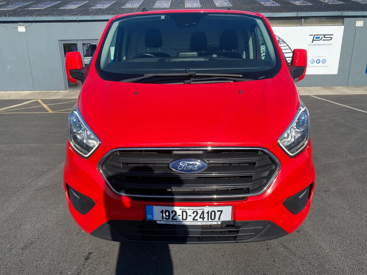 FORD TRANSIT CUSTOM LIMITED SWB 2019 (192) - Image 2