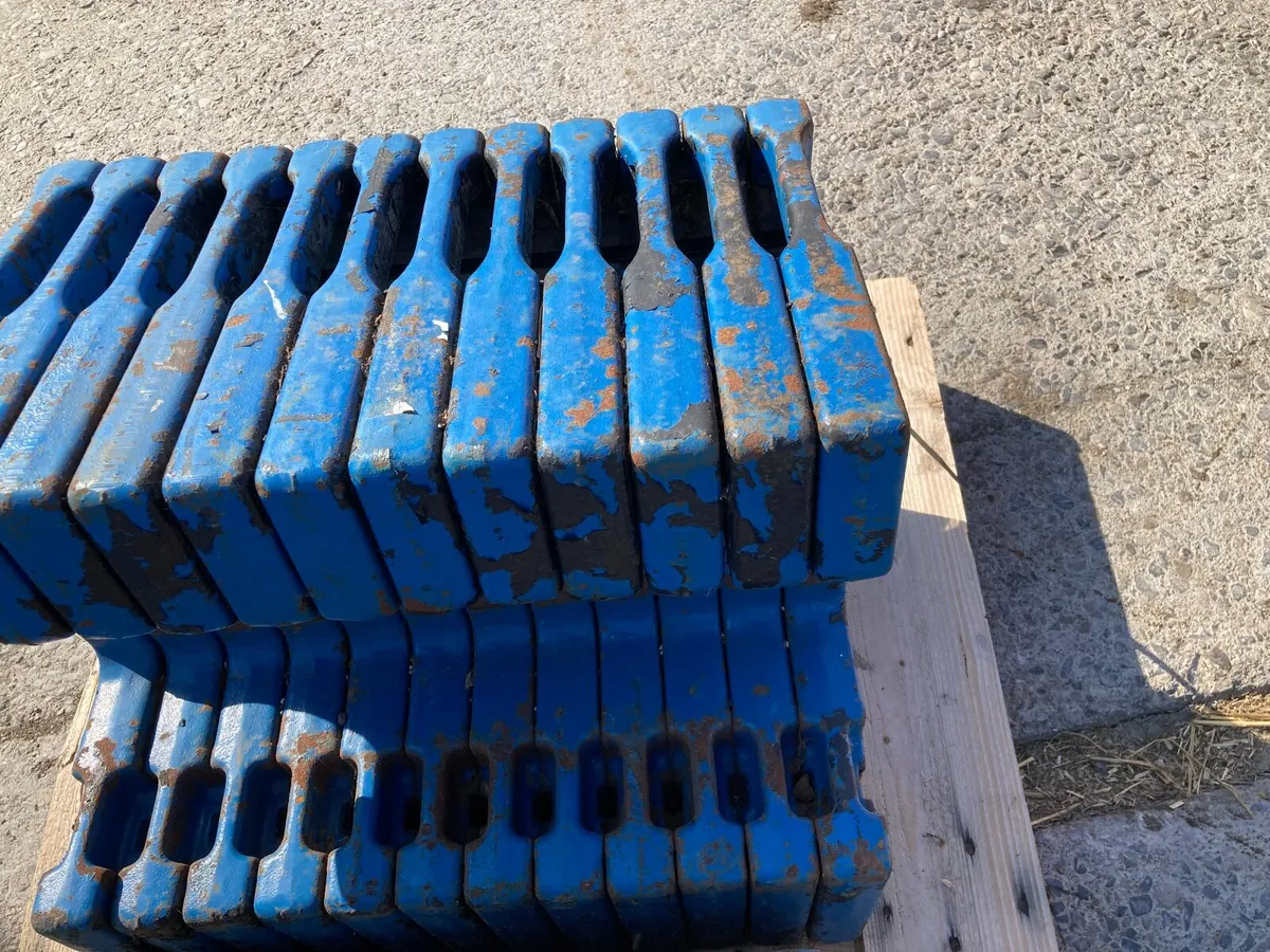 Weights for Ford Tractor - Image 3