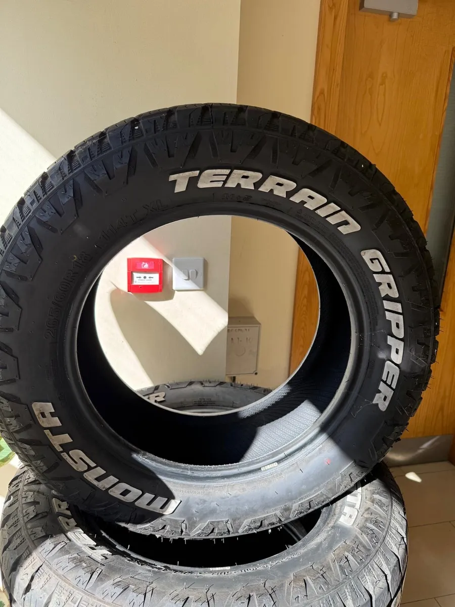 Off Road tires like new condition - Image 3