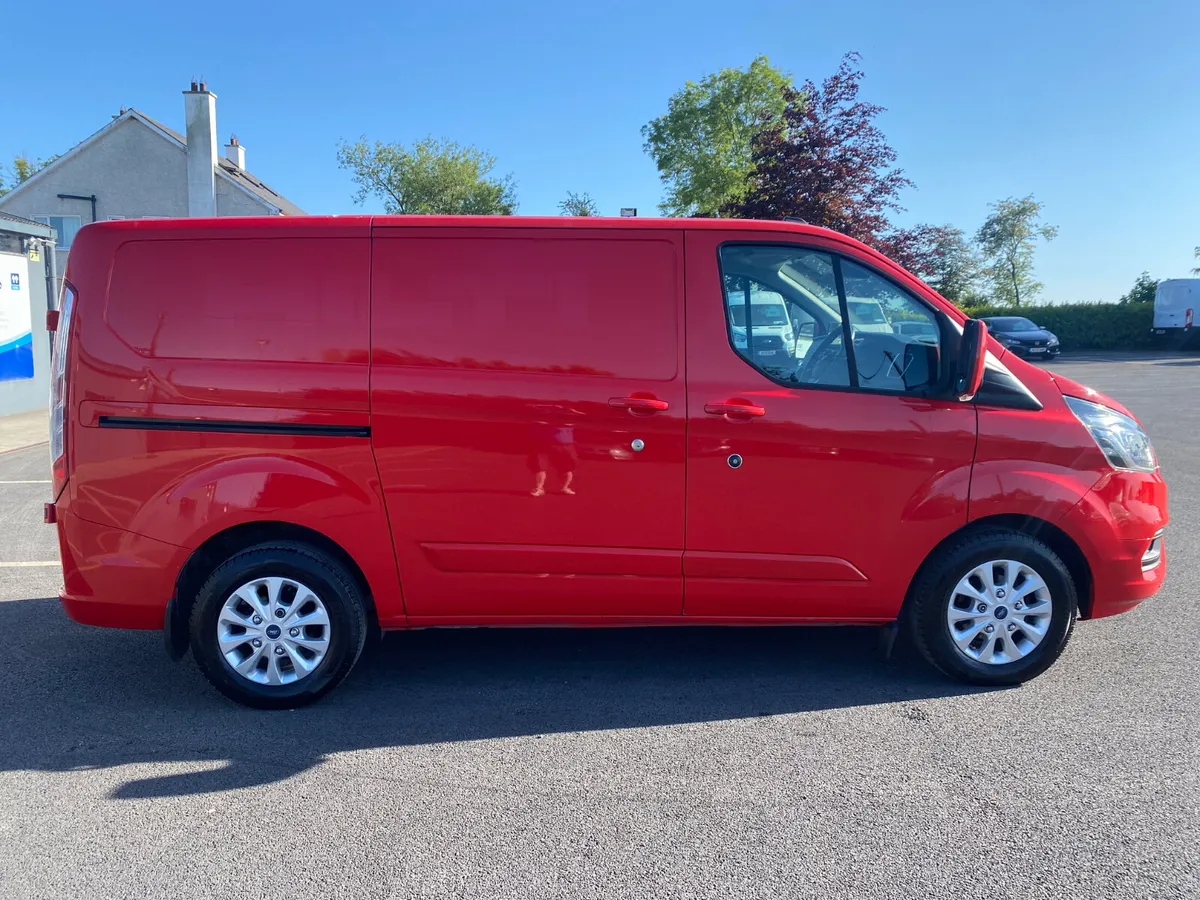 FORD TRANSIT CUSTOM LIMITED SWB 2019 (192) - Image 4