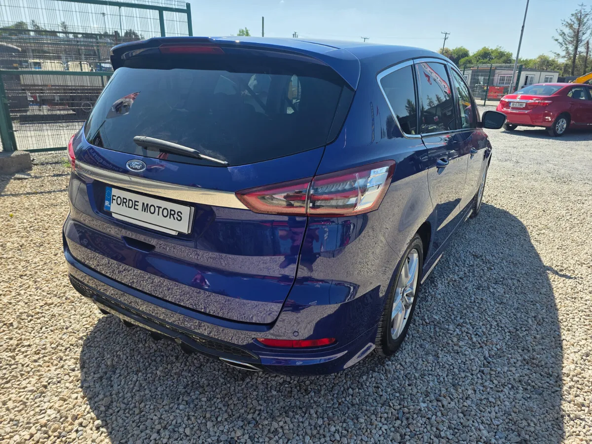 Ford S-Max Titanium 2.0 Diesel 150 PS 2017 - Image 4