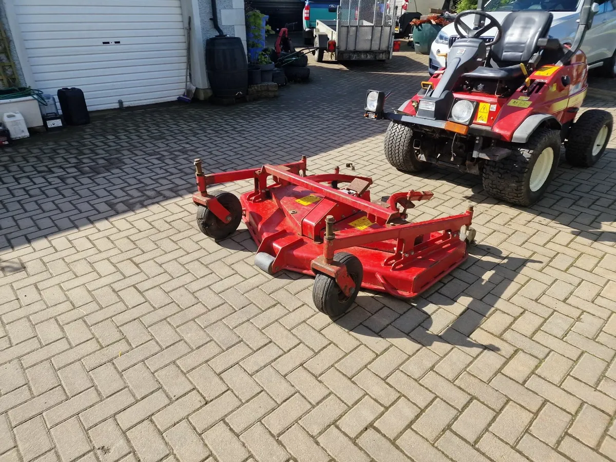 Shibaura front ride on mower deck lawnmower - Image 3