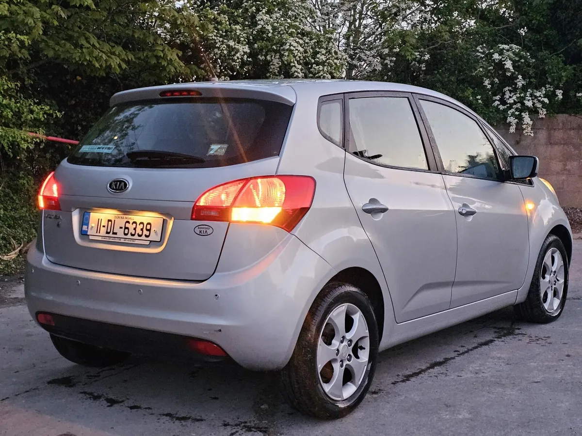 Kia venga automatic very low miles €3650 no offer - Image 2