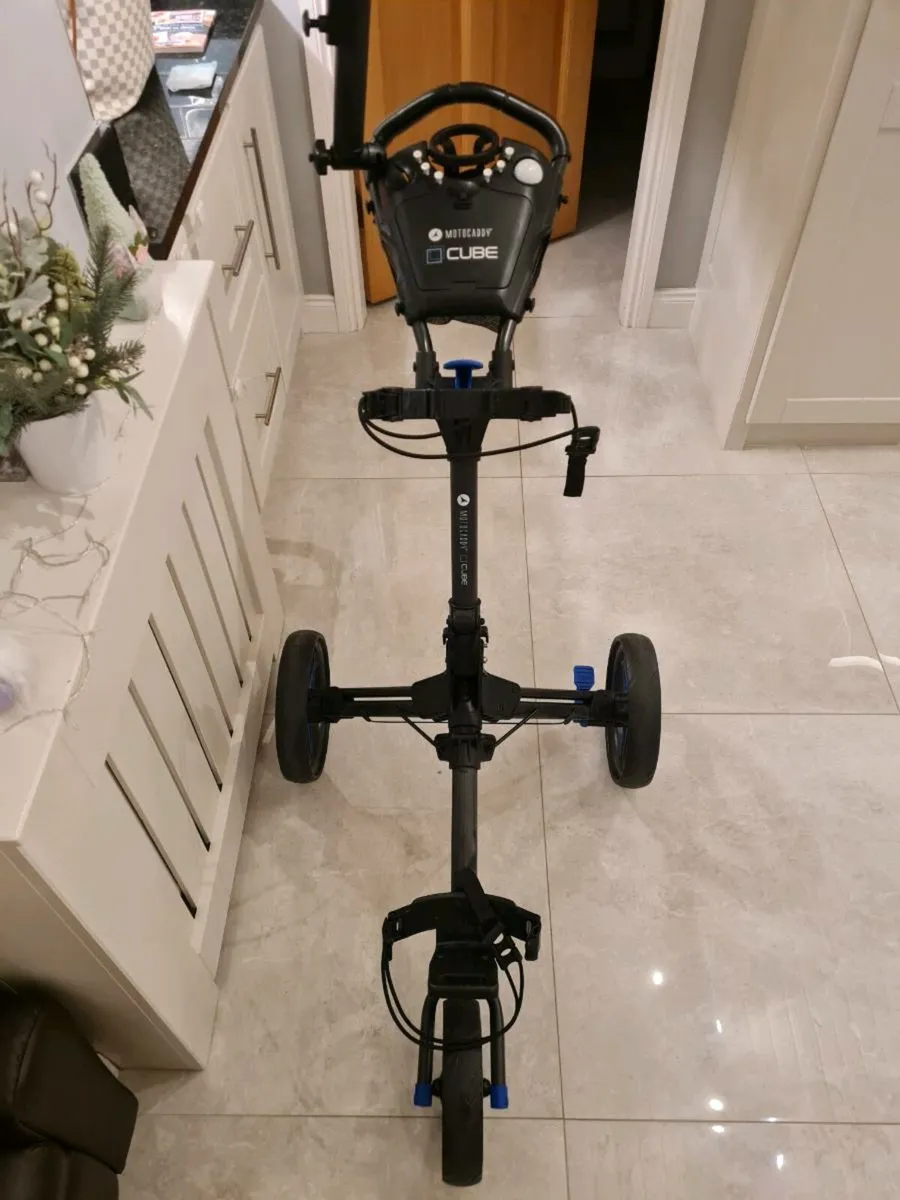 Motocaddy Cube Trolley - Image 2