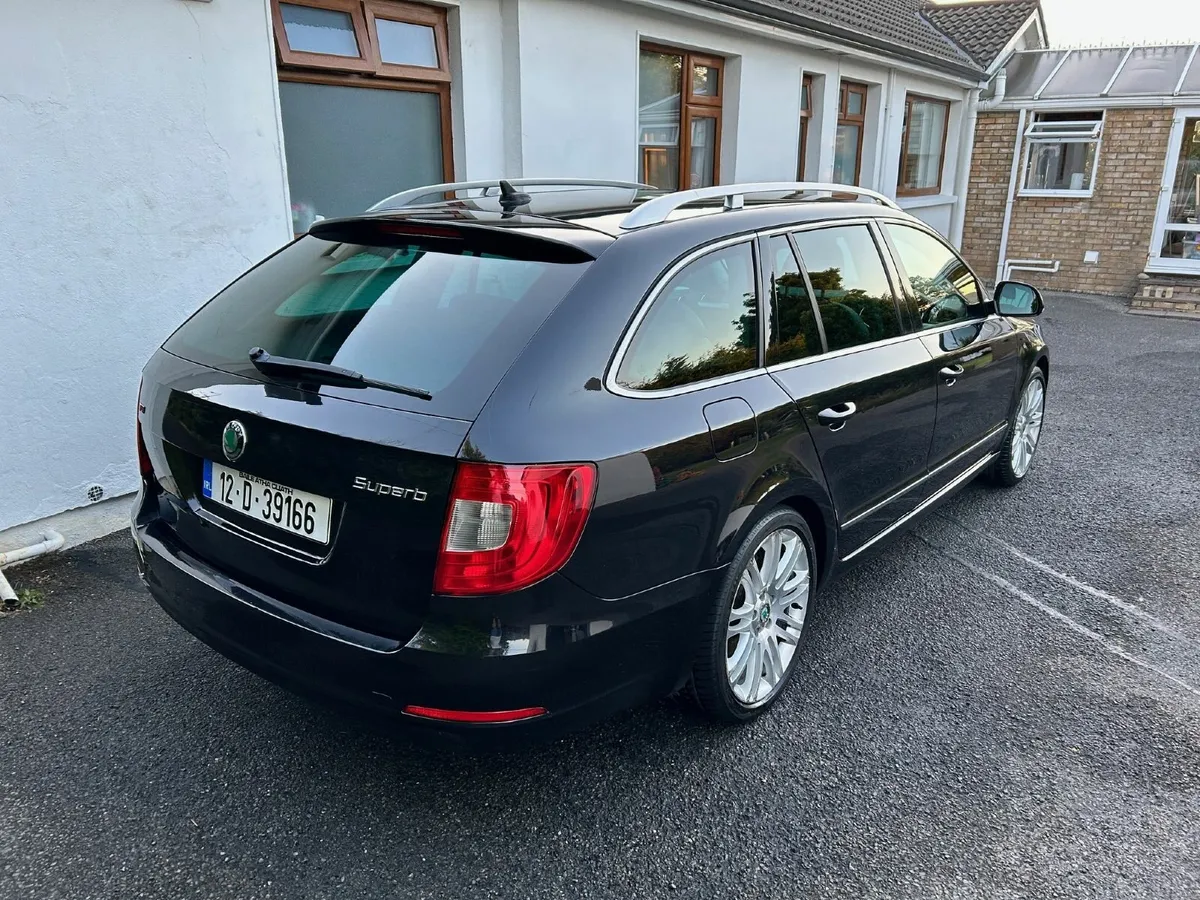 Skoda Superb 2012 Estate Elegance - Image 2