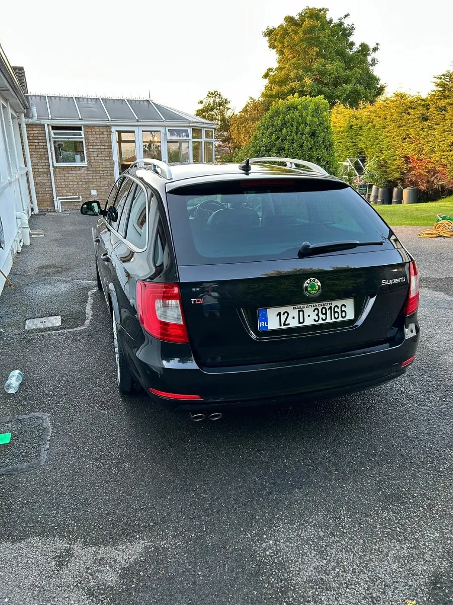 Skoda Superb 2012 Estate Elegance - Image 4
